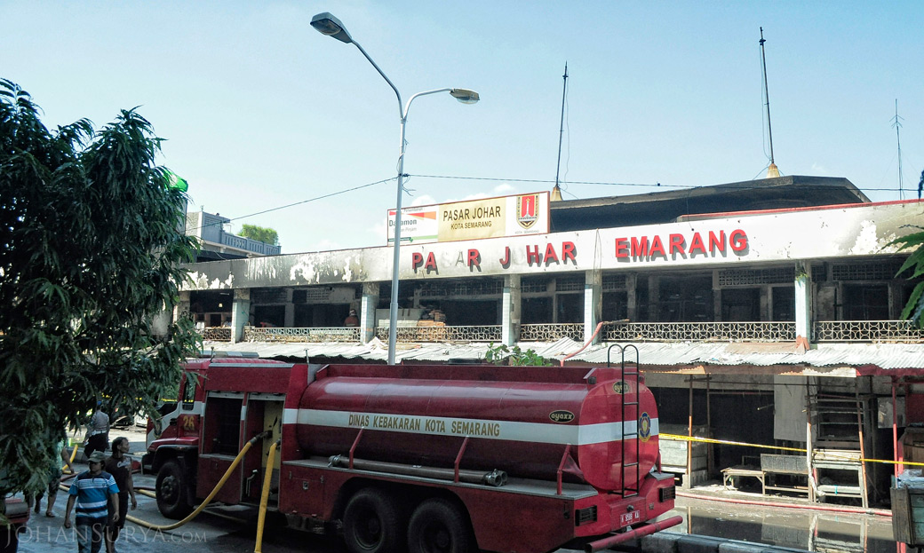 Pasar Johar Semarang - Tampak Depan