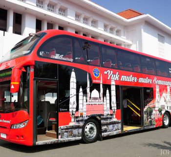 Bus Wisata Yuk Muter - Muter Semarang
