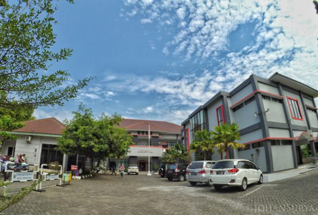 Kantor Kecamatan Semarang Barat